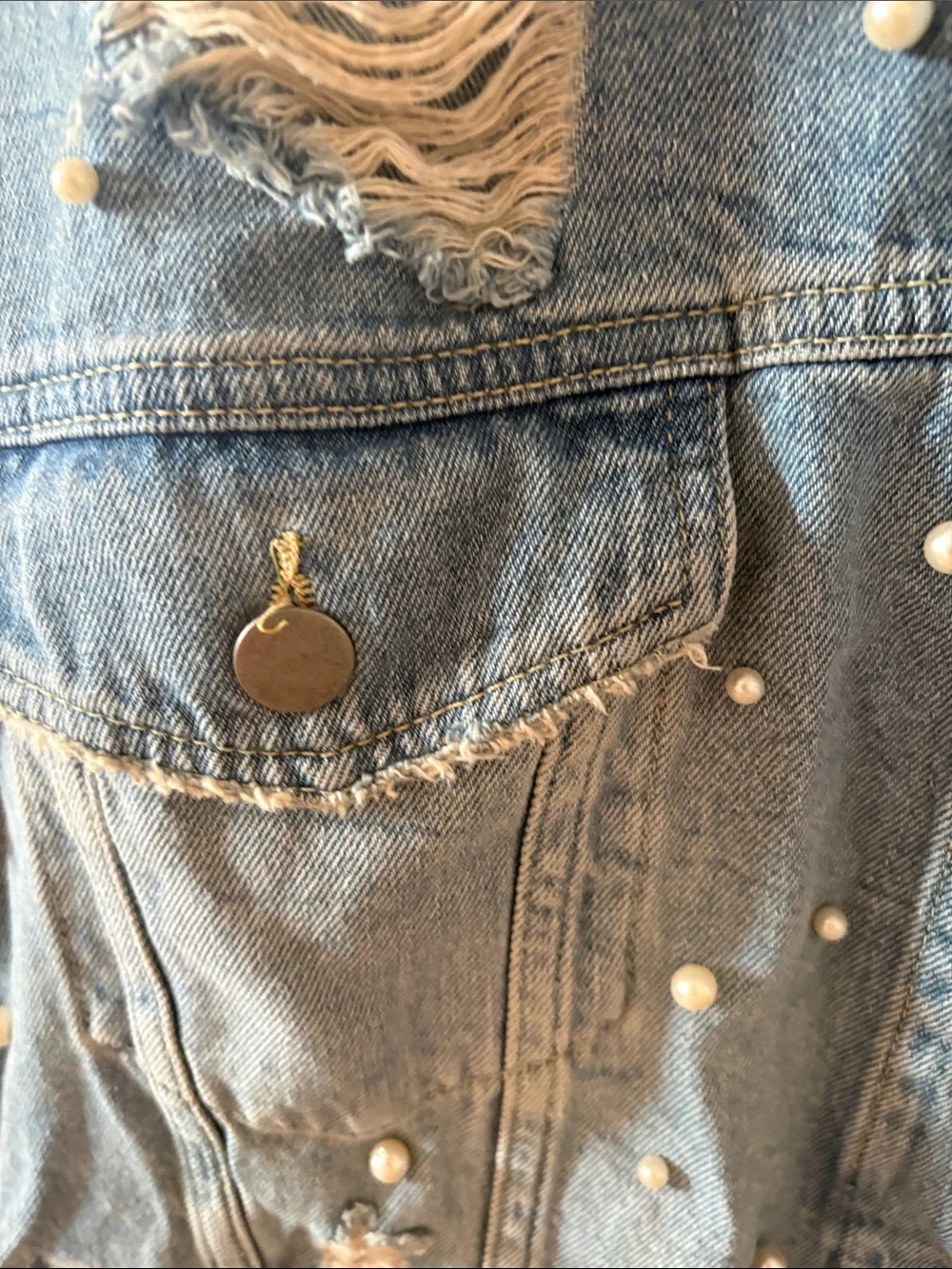 Free people Pearl-Embellished Distressed Light Blue Denim Jacket - Picture 5 of 7